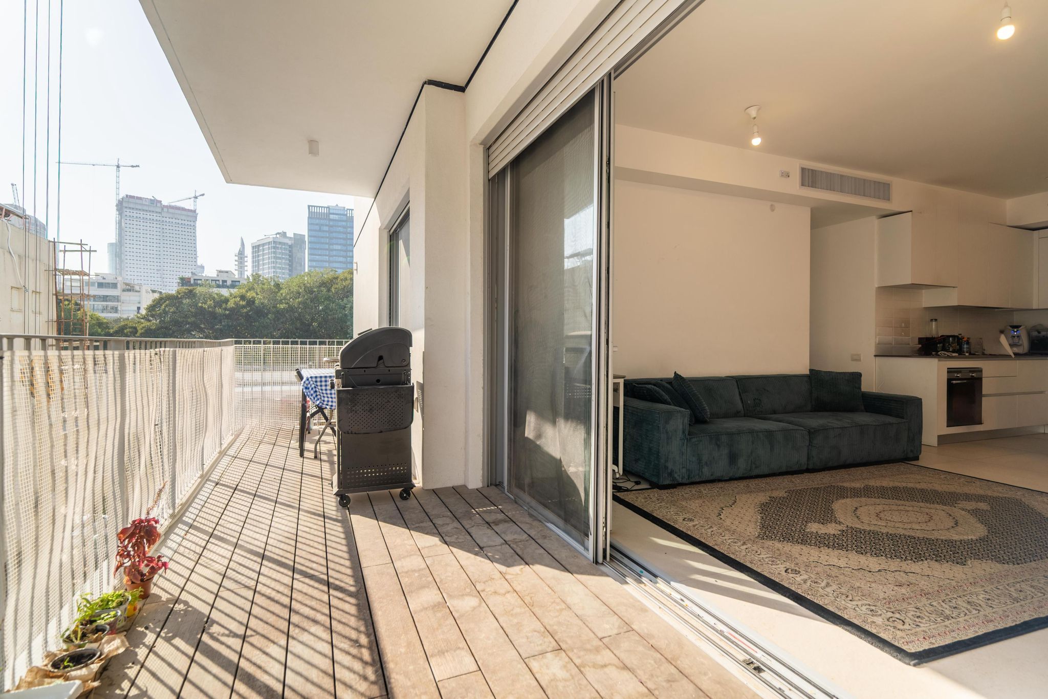 דירה למכירה בתל אביב